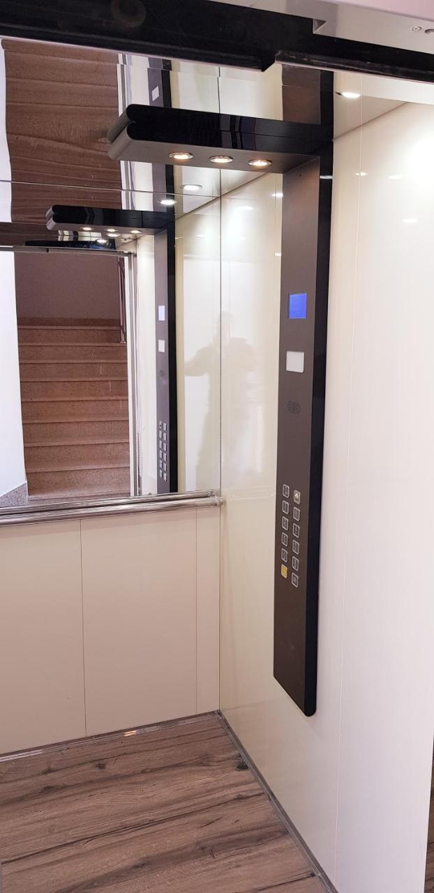 Pjerotic Apartment Budva Luaran gambar